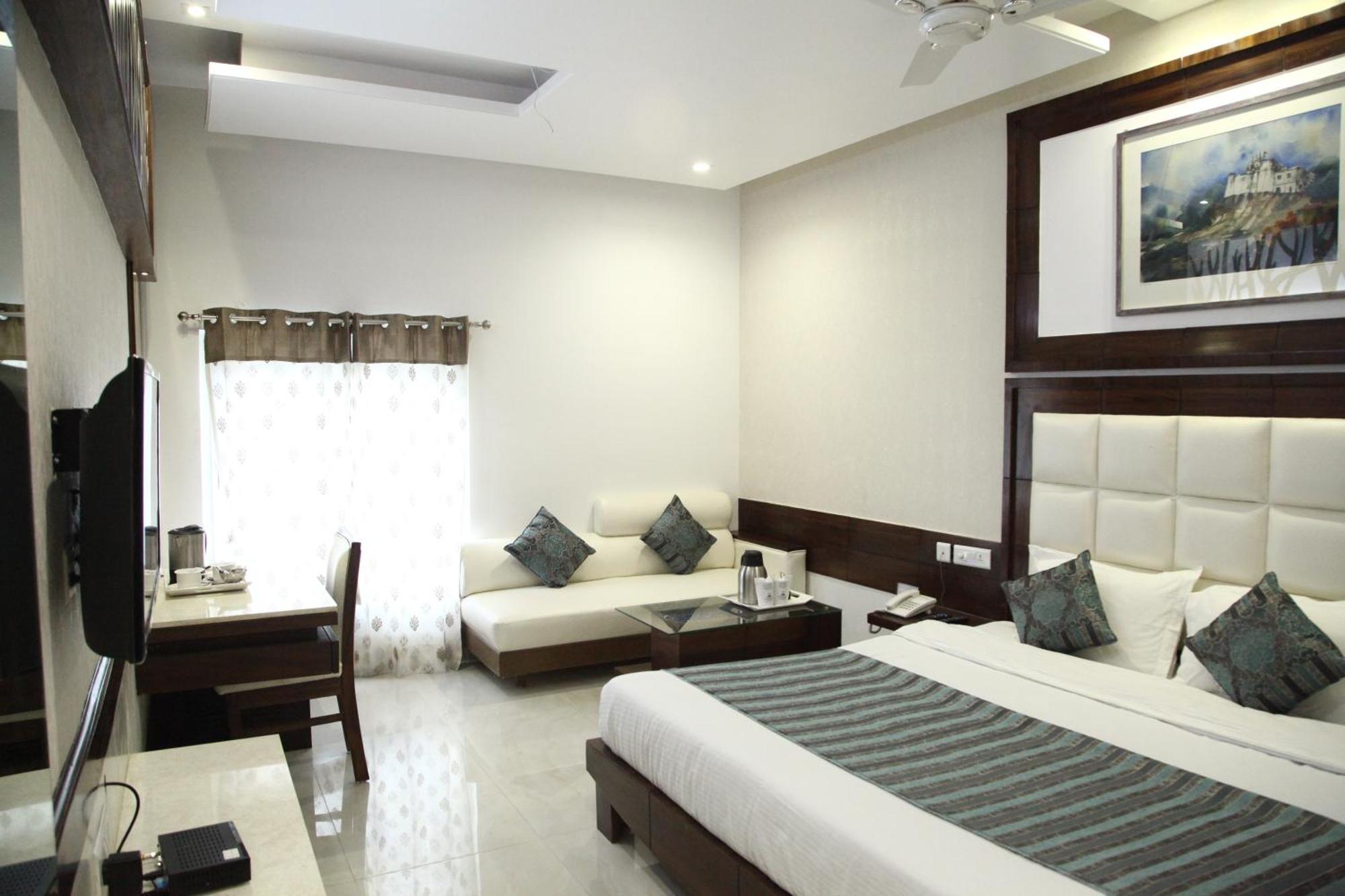 Club Double Room