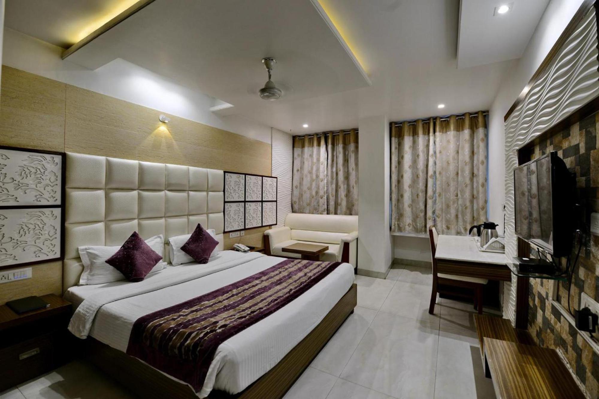 Club Double Room