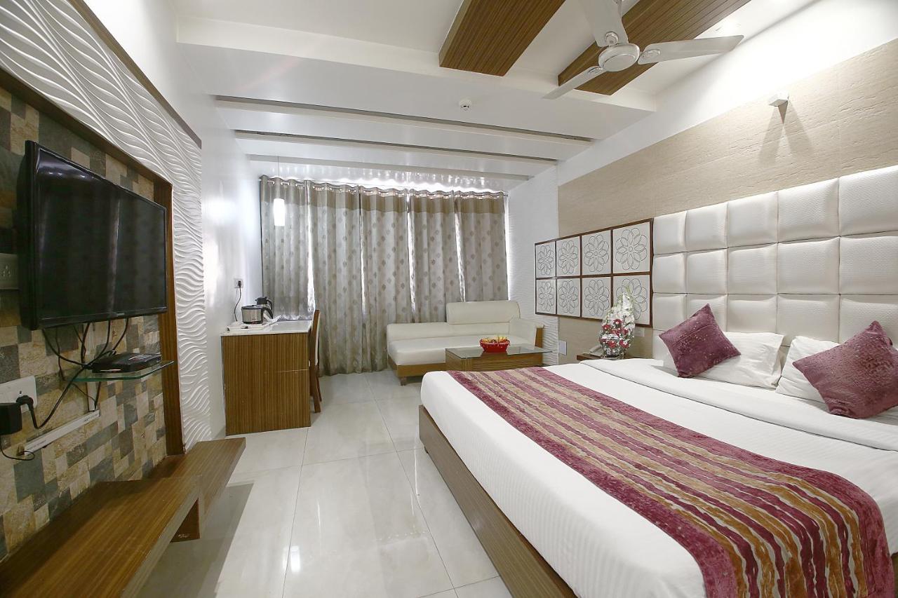 Club Double Room